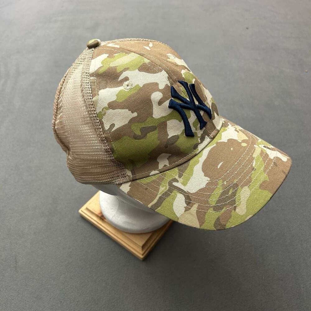New York Yankees Camo Mesh Back Trucker Baseball Cap
